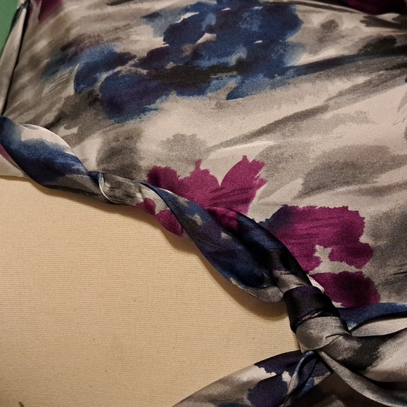 AK Anne Klein Top - Picture 2 of 5